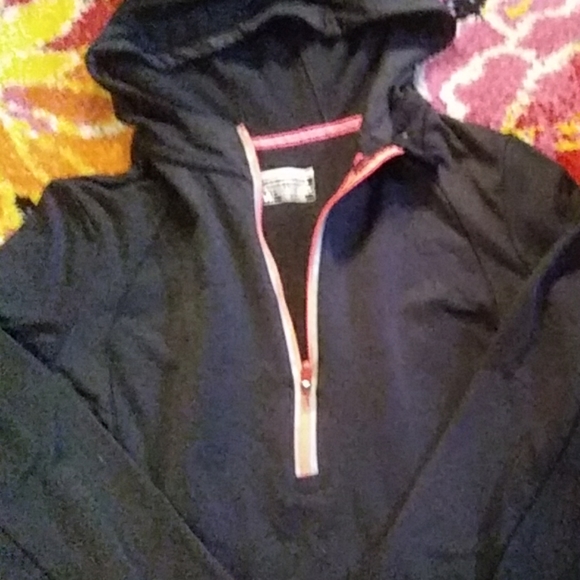 Layer8 sweatshirt - Picture 2 of 3